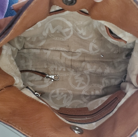 Michael kors bag - Picture 2 of 2